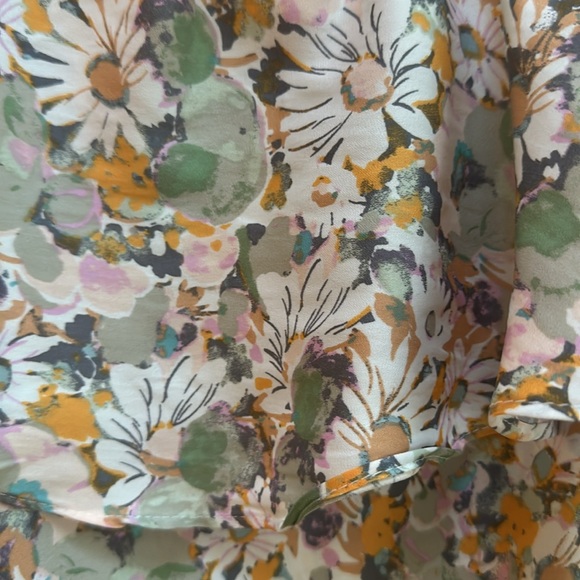 New one sleeve off shoulder w/matching zip up skirt-smoke free home - Picture 3 of 6